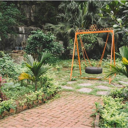 Ferienwohnung Trang An Mountain House Ninh Binh Exterior foto