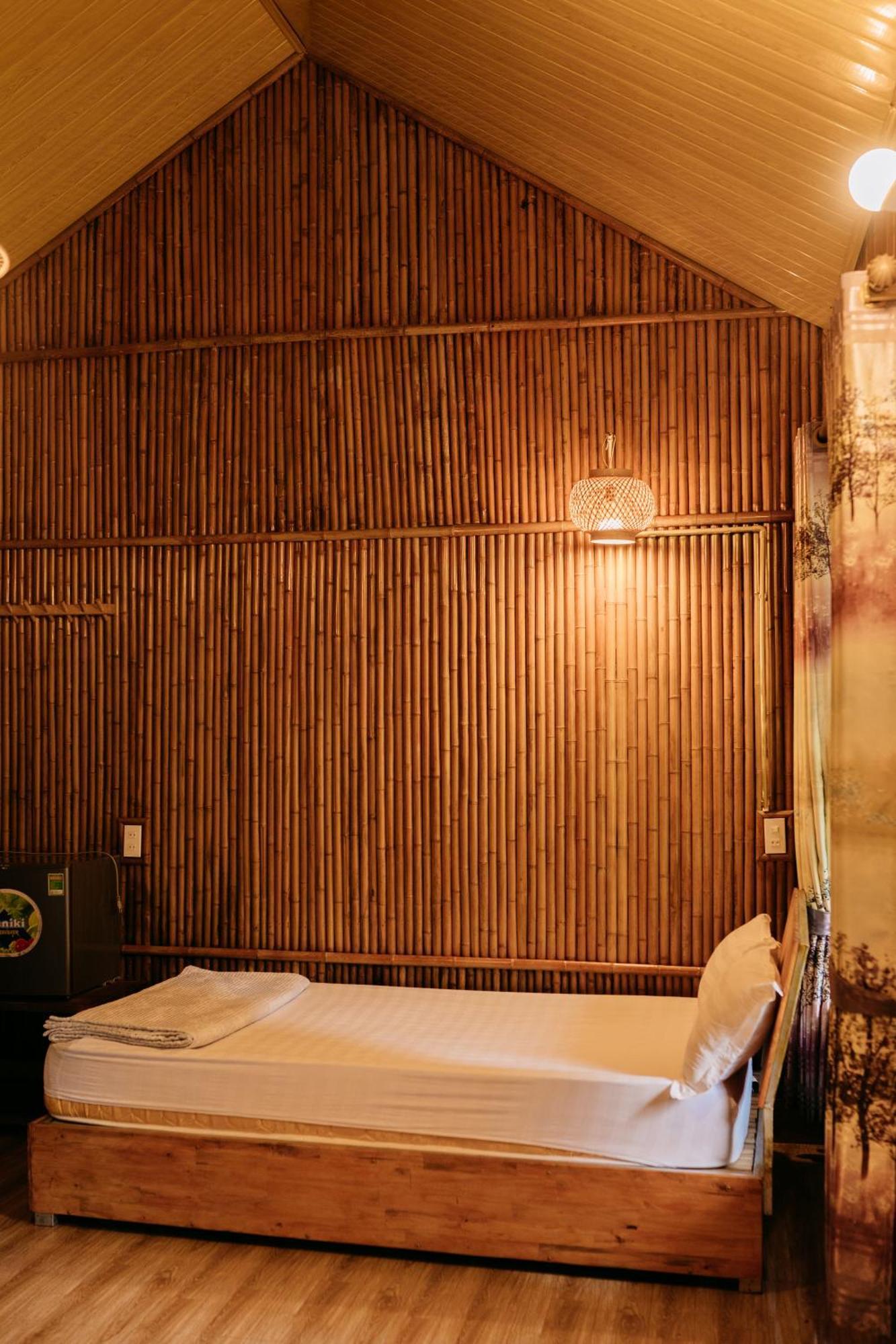 Ferienwohnung Trang An Mountain House Ninh Binh Exterior foto